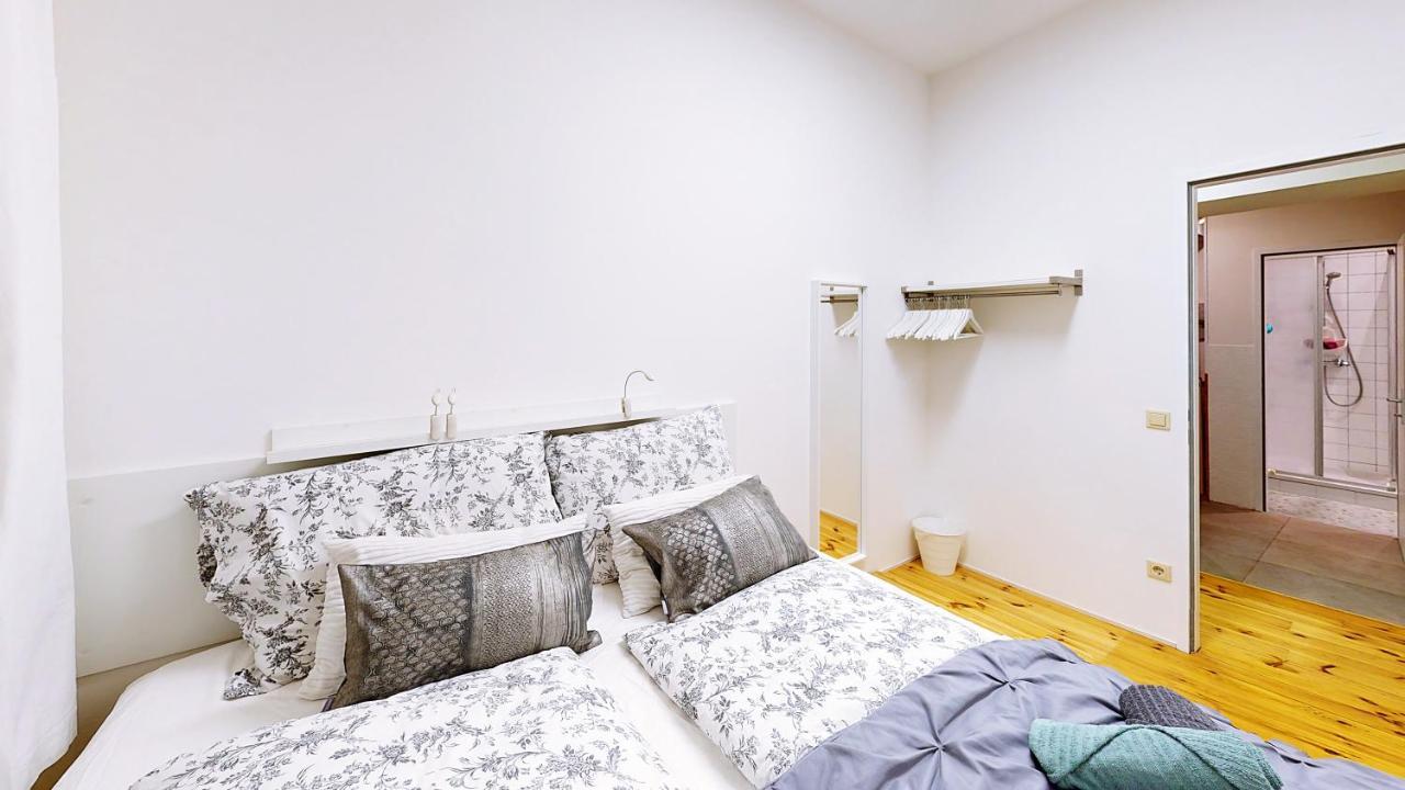 Apartment Wood Wenen Buitenkant foto